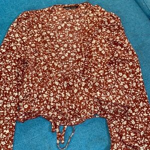 Floral long sleeve tie top